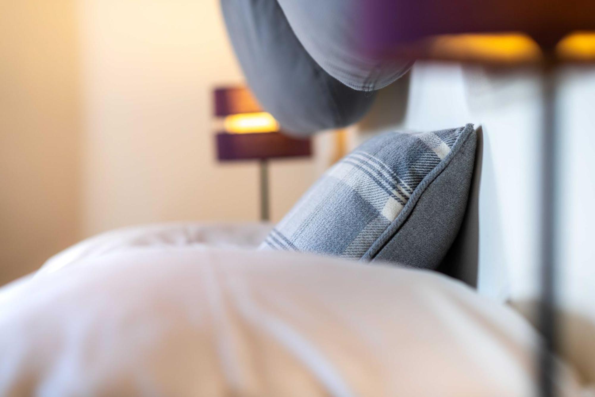 Warm 2-Bedroom Apartment Near The Tourist Office メジェーヴ エクステリア 写真
